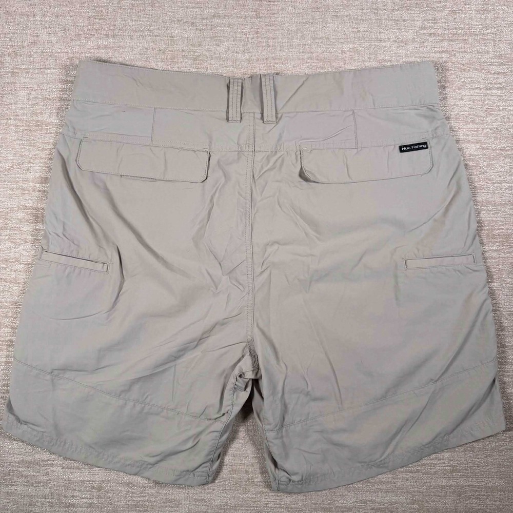 Huk Shorts Mens XXL 38/8 Gray Performance Fishing Flat Front Cargo H2000001 - Picture 6 of 8